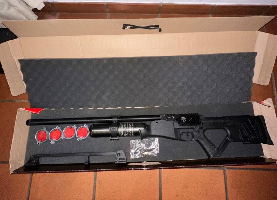 full auto 22cal pcp hatsan blitz 22cal carb 858397565 large full auto 22cal pcp hatsan blitz 22cal carb 858397565 large